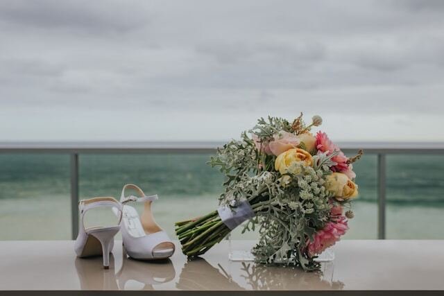 Cómo elegir los zapatos de fiesta adecuados para bodas y eventos en Colombia