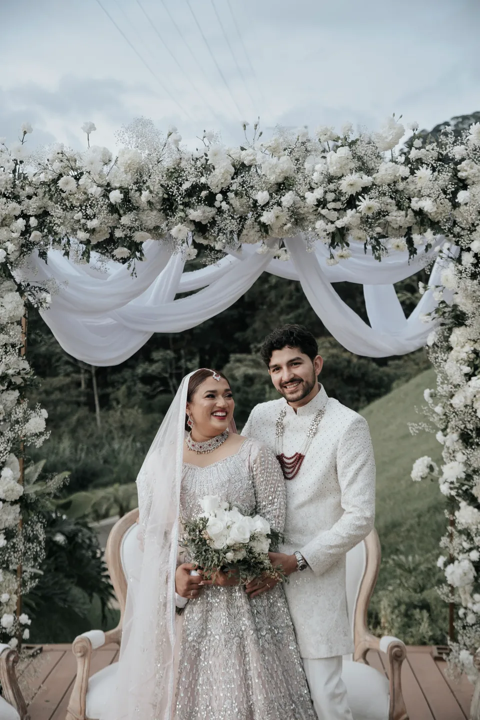 Pampa Grass: Tips for a Symbolic Ceremony by Mari and Diego